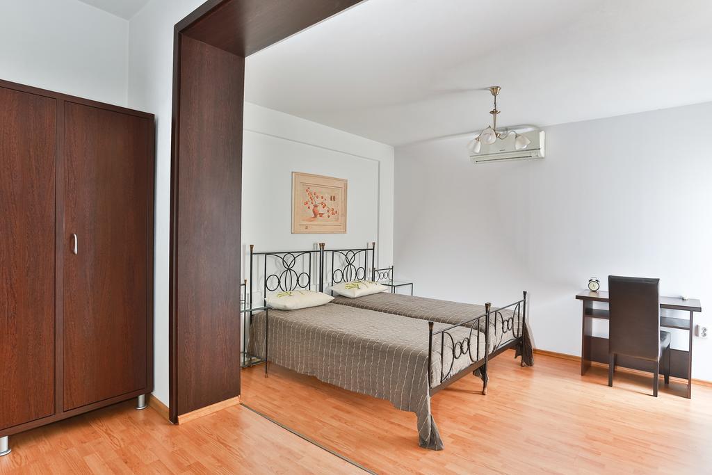 Vatra Accommodation Bukarest Kültér fotó