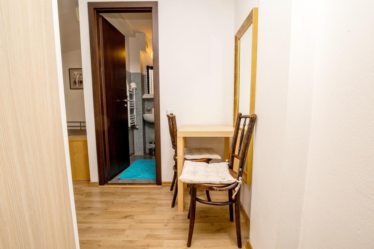 Vatra Accommodation Bukarest Kültér fotó