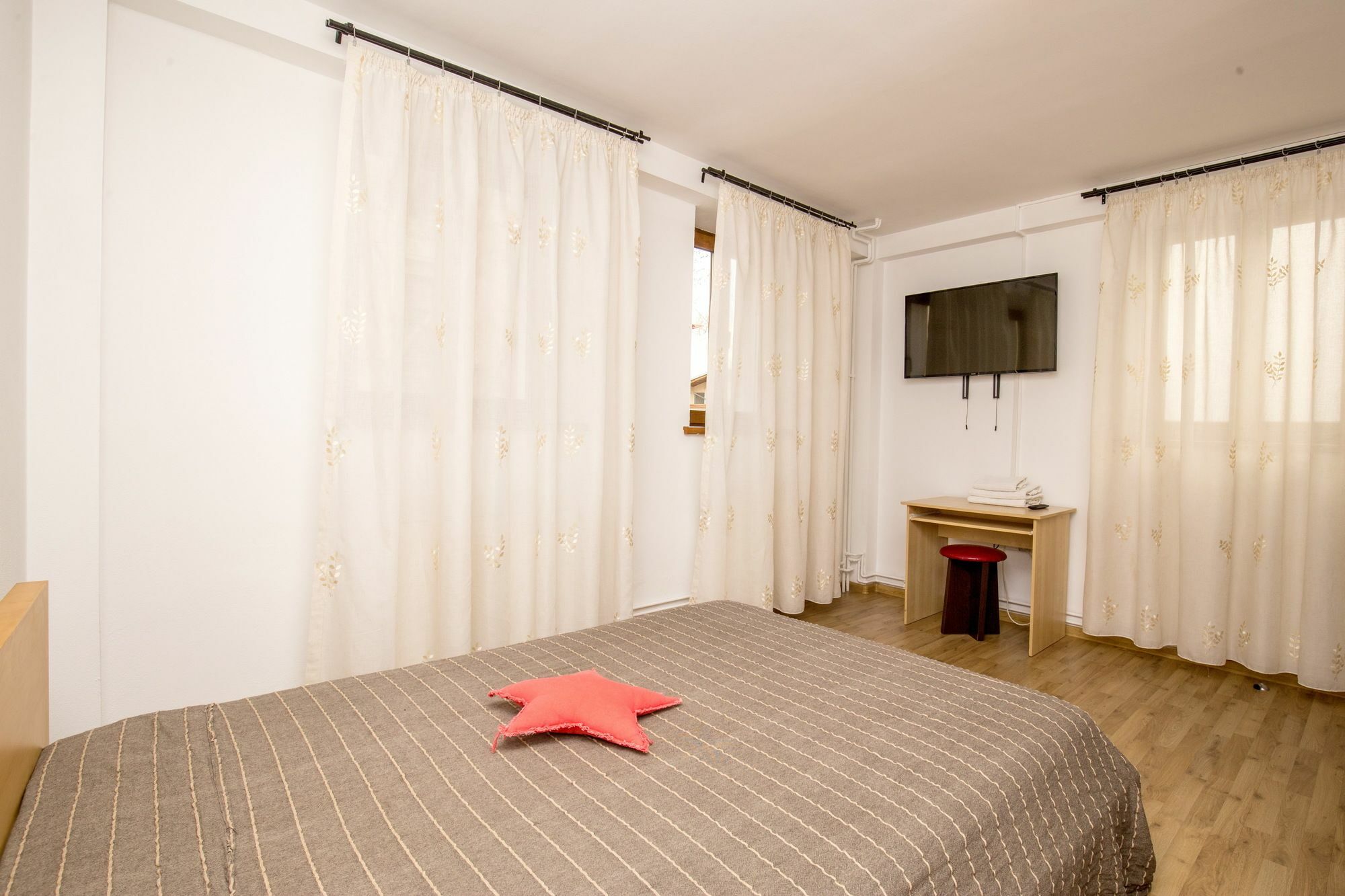 Vatra Accommodation Bukarest Kültér fotó